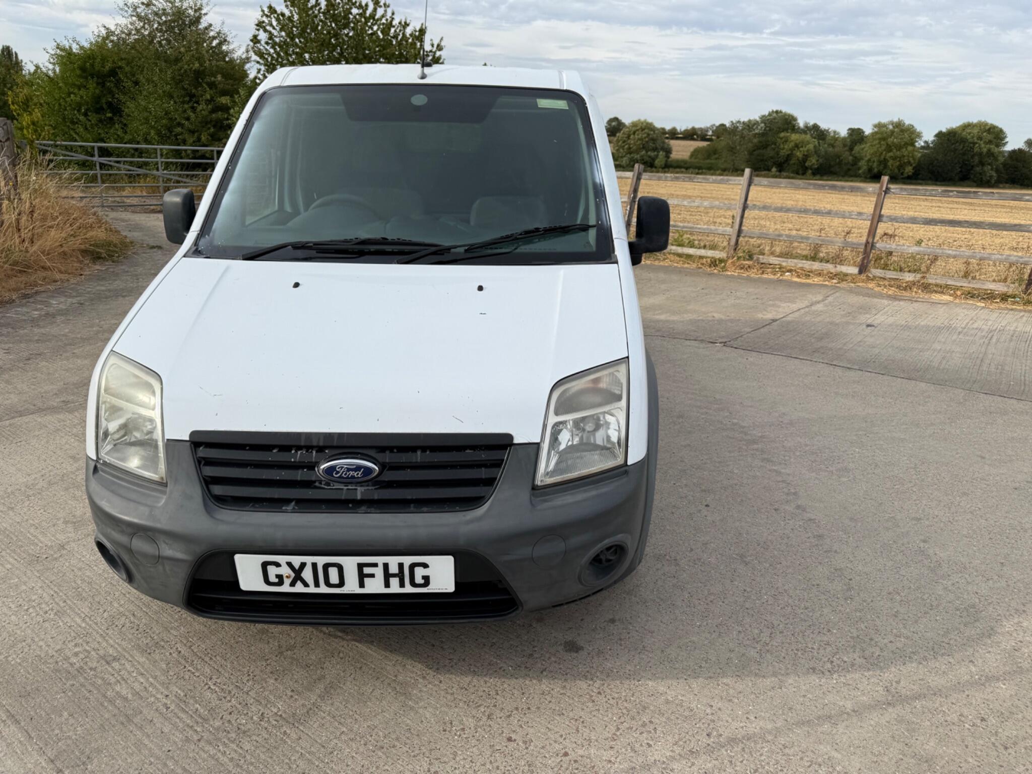 Ford Transit Connect 1.8 TDCi T200 L1 H1 4dr — photo 48 of 86